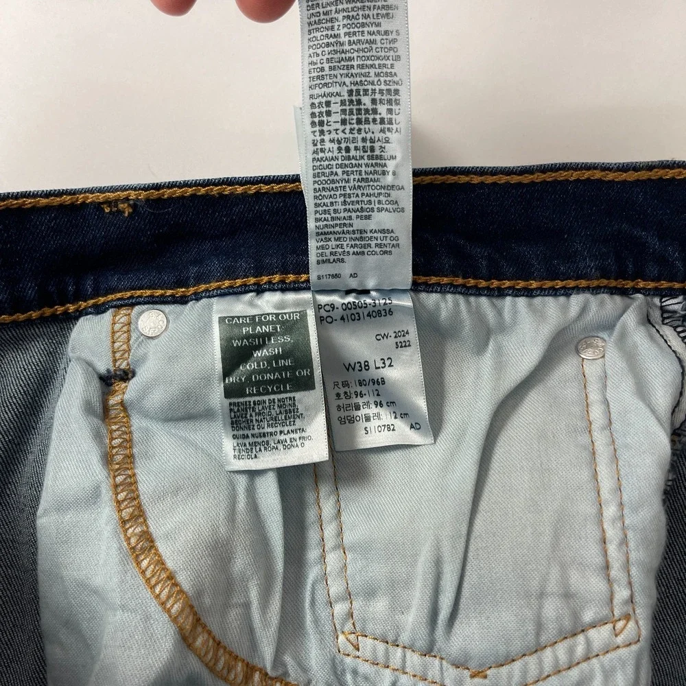 Levis Jeans Mens 38x32 Blue 505 Regular Straight Dark Wash Stretch Denim Cowboy